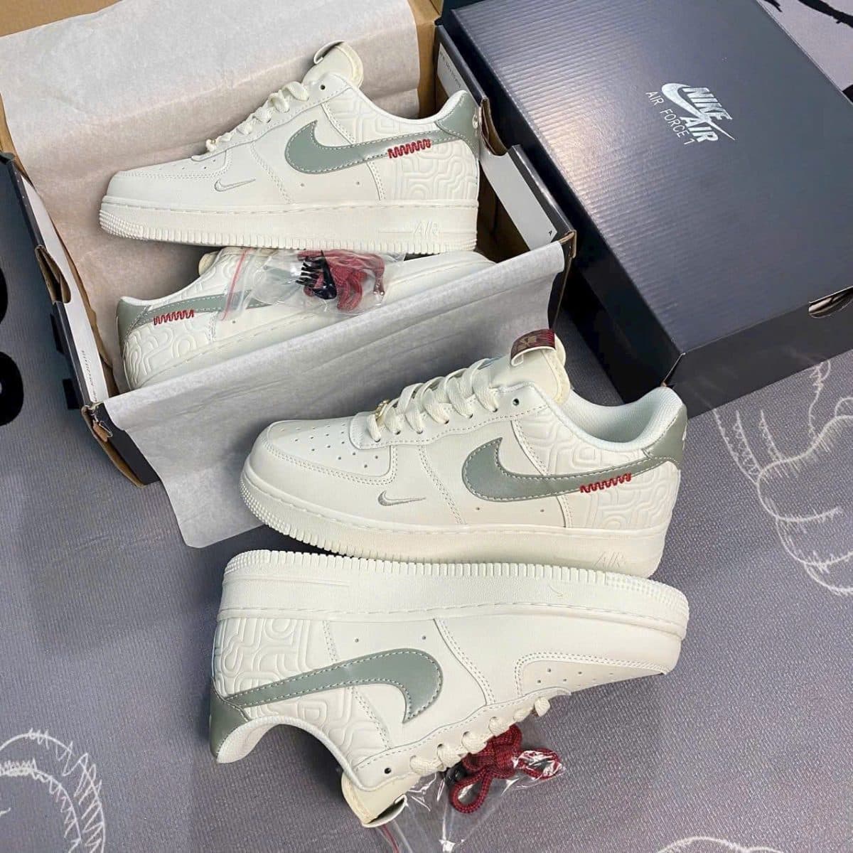 Giày Nike Air Force 1 Low Cream Embossed – Kem Trắng Họa Tiết Nổi - Ảnh 1
